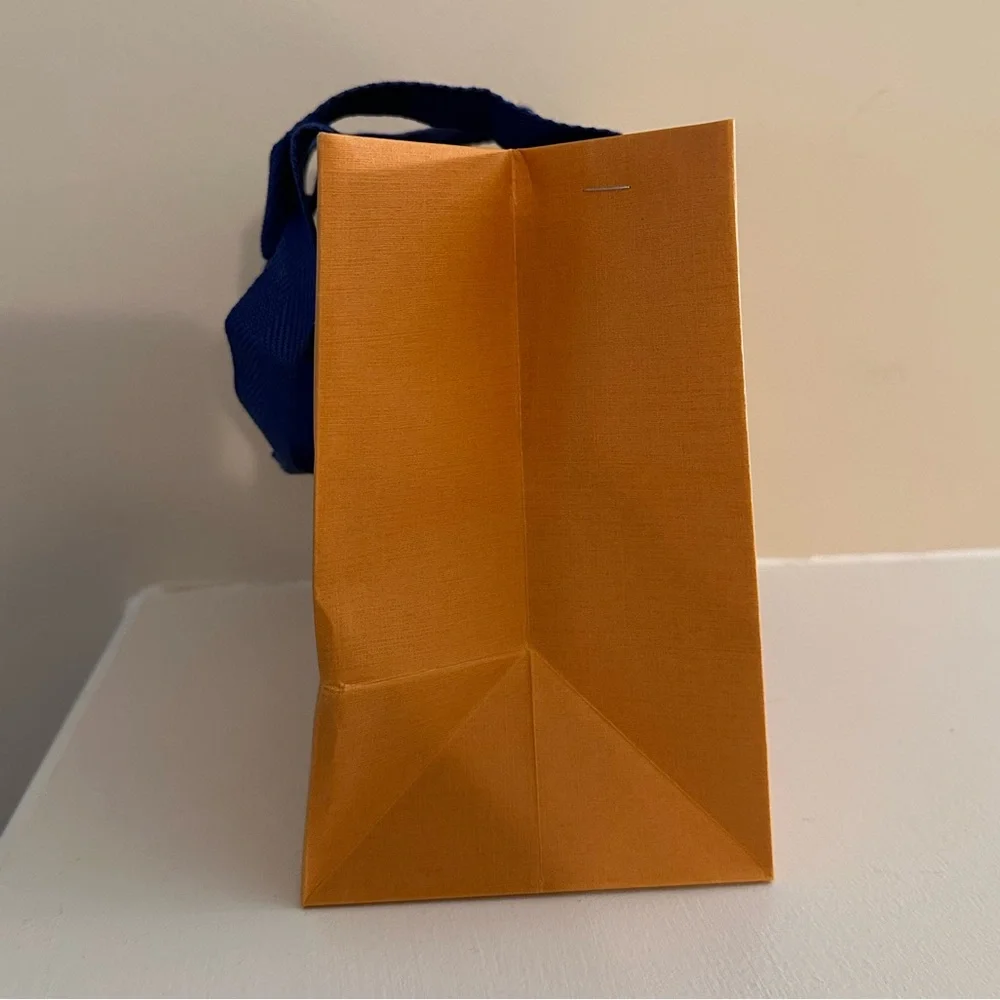Louis Vuitton Shopping Bag - Picture 4 of 6